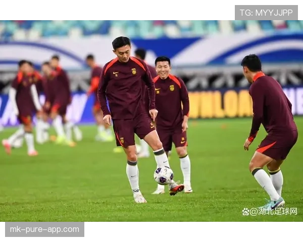 备战世预赛十八强赛中国男足针对短板进行特训